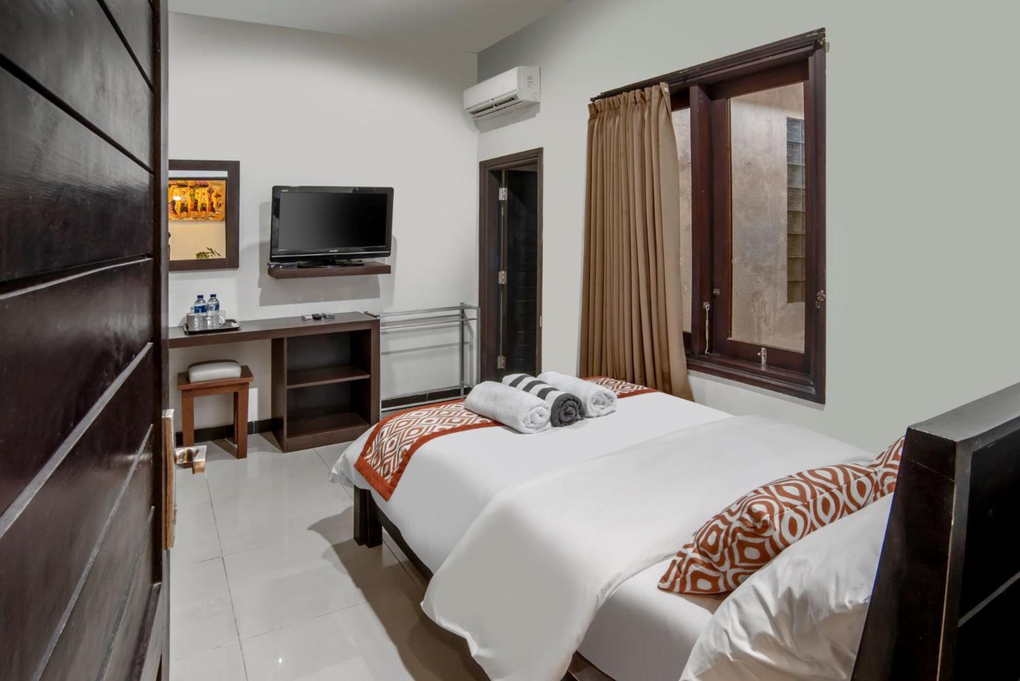 Pondok Arya Kuta Villas By Kamara Kuta Lombok Exterior foto